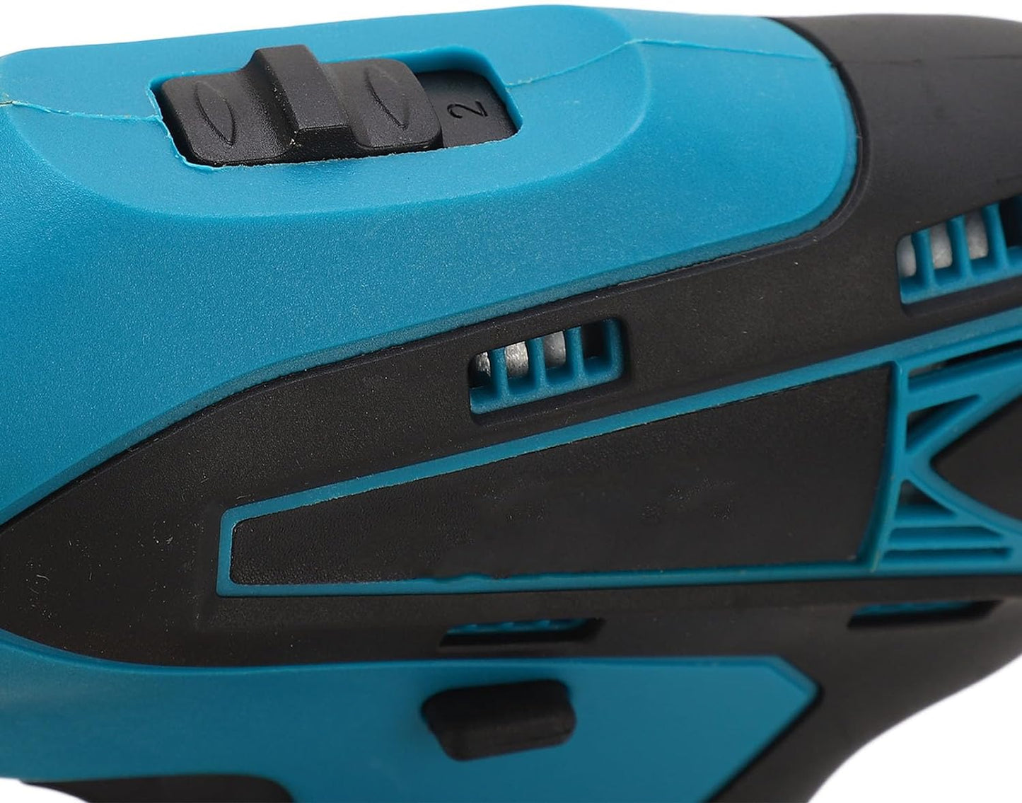 Bormasina Electrica, Cu 2 Acumulatori 24V, 24 Accesorii + Geanta De Transport CADOU