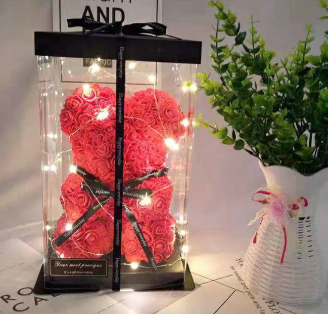 CADOU de Valentine's Day: Ursulet din trandafiri de sapun in cutie cadou, Inaltime 25cm