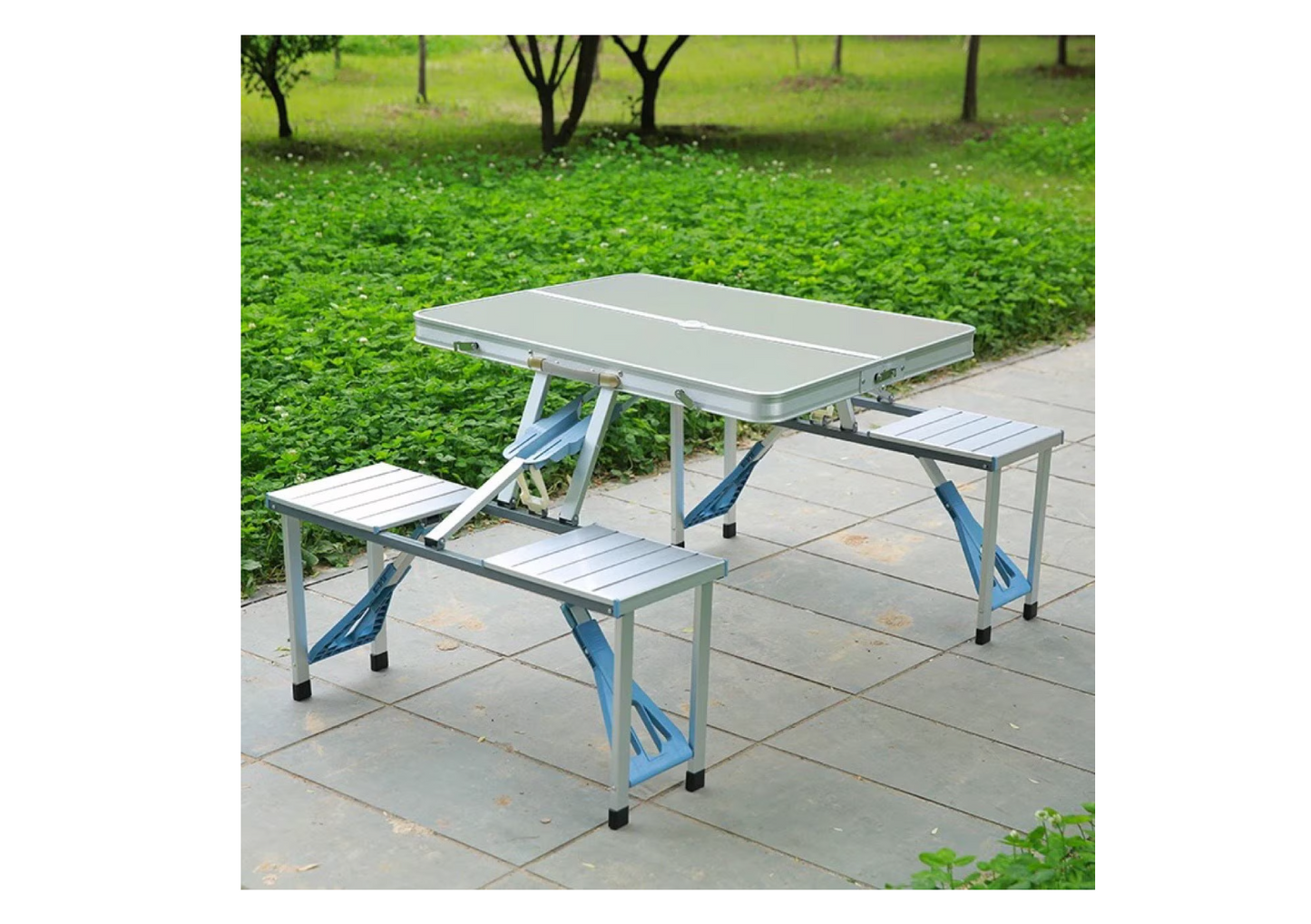 Masa Pliabila, Tip Geamantan, Cu 4 Scaune si Suport Umbrela, Din Aluminiu