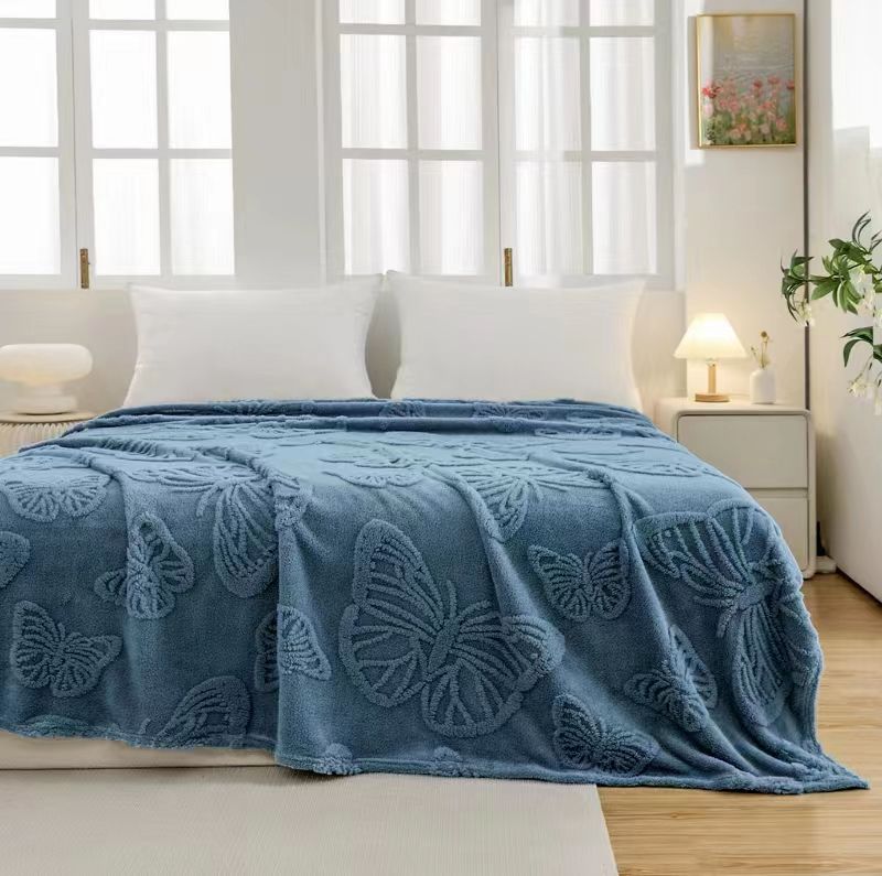Patura Cocolino Pufoasa, Model Fluturi, Pentru Pat Dublu, 200 x 230 cm
