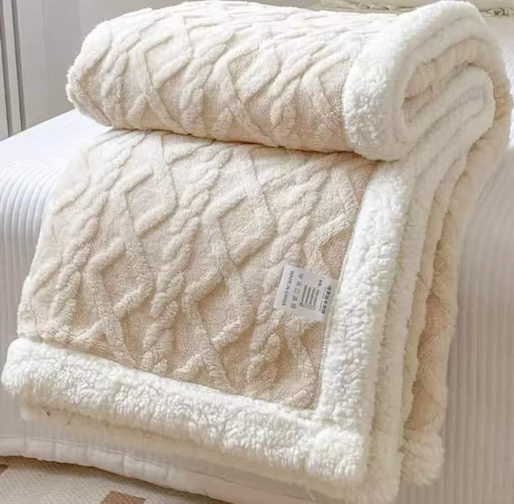 REDUCEREA ZILEI: Patura Cocolino Groasa Dubla, Super Soft, Tip Tricotaj, cu Blanita, 200 x 230 cm