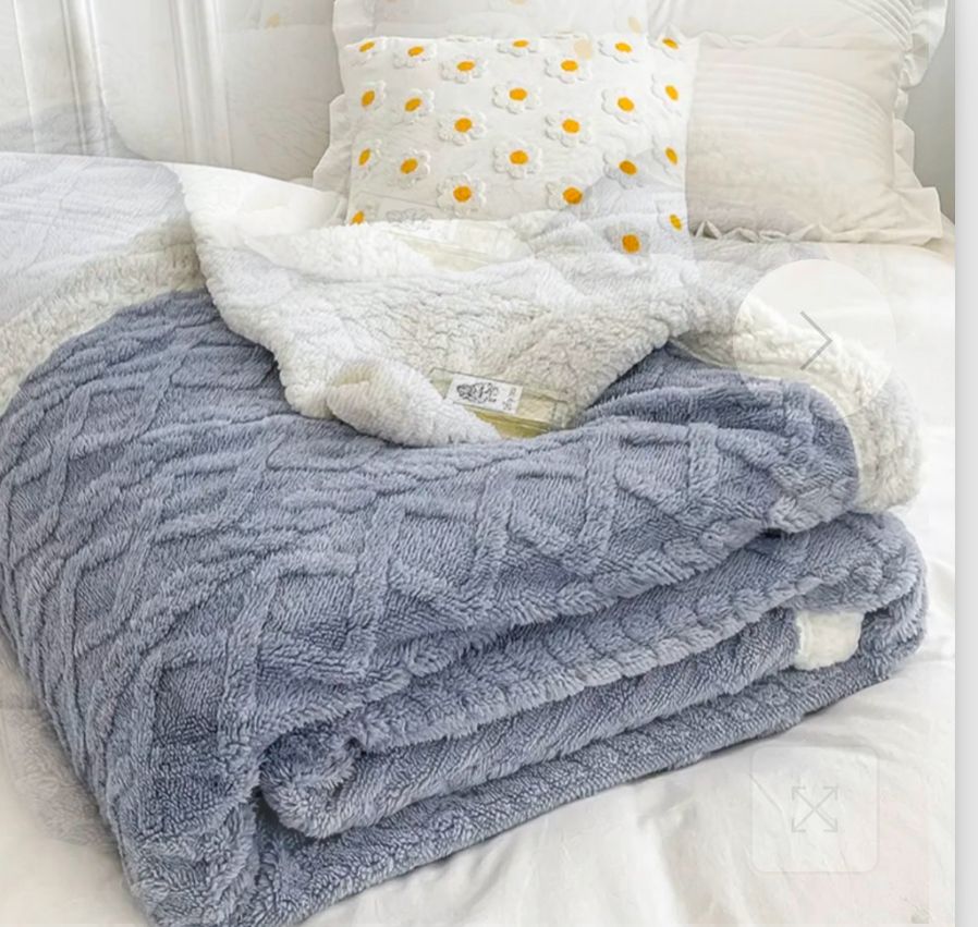 REDUCEREA ZILEI: Patura Cocolino Groasa Dubla, Super Soft, Tip Tricotaj, cu Blanita, 200 x 230 cm