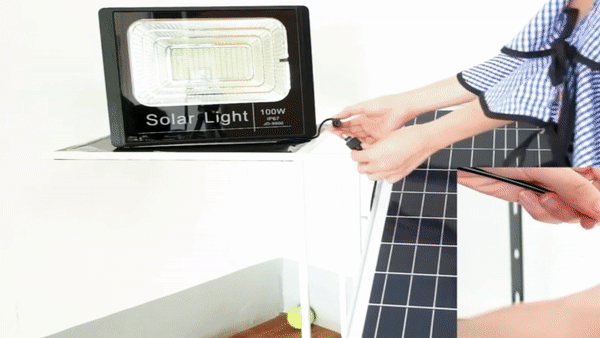 PACHET PROMOTIONAL: Proiector Puternic Si Rezistent La Apa IP66 VELORA 200W + Panou Solar + Telecomanda Si Accesorii,Incarcare Rapida + Accesorii+Lampa Solara 100x Led CADOU