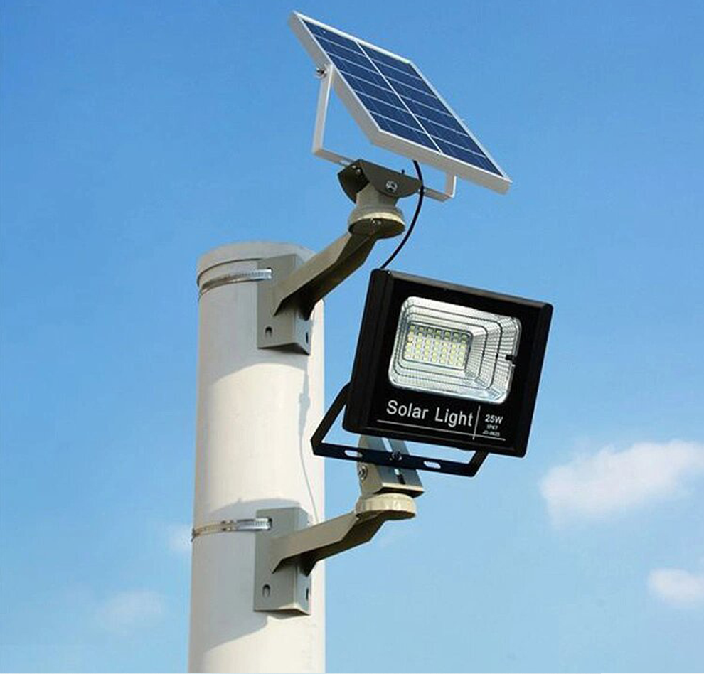 Proiector LED Cu Panou Solar, 200W, Rezistenta La Apa IP66, Control Din Telecomanda