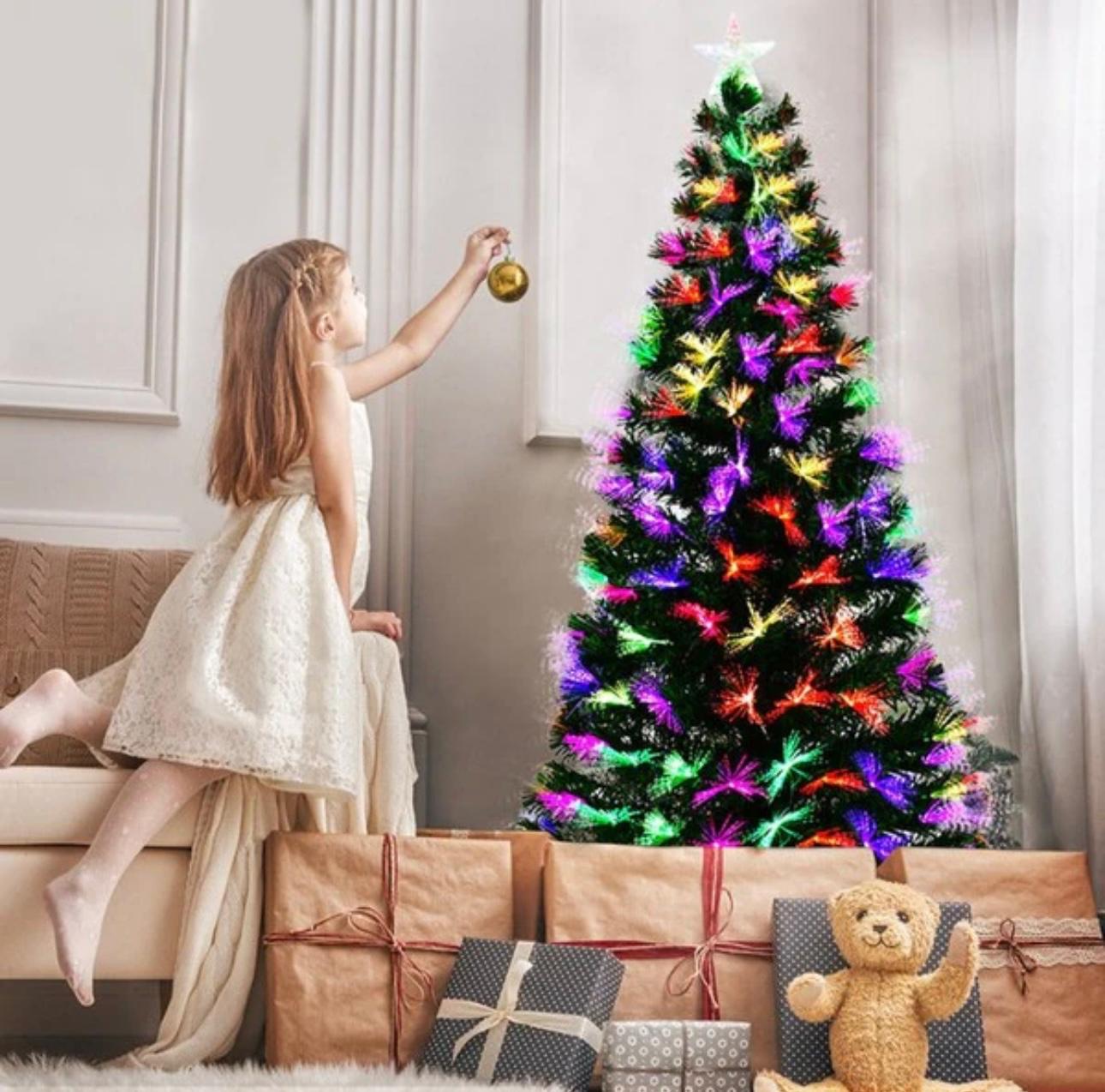 Brad Artificial De Craciun, Cu Fibra Optica si LED-uri Integrate, Multicolor, Aspect Nins + Steluta LED Inclusa