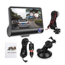 Camera auto TRIPLA Full HD cu monitor de 4 INCH pentru bord  si unghi larg de filmare de 170 grade + card 64 gb CADOU