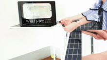 PACHET PROMOTIONAL: Proiector Puternic Si Rezistent La Apa IP66  VELORA  200W + Panou Solar + Telecomanda Si Accesorii,Incarcare Rapida + Accesorii